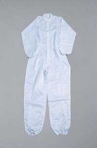 Can cleanroom workwear be reused? | How to reduce costs and maintain cleanliness