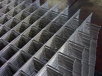 Welding wire mesh processing of aluminum wire