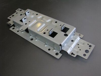 Short lead time support, 2nd day shipment, simple metal molding, single lot manufacturing.